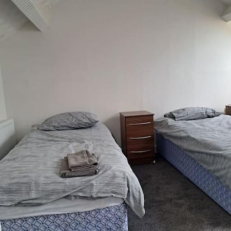 1 Bed Apart Dowlais Ngoại thất bức ảnh